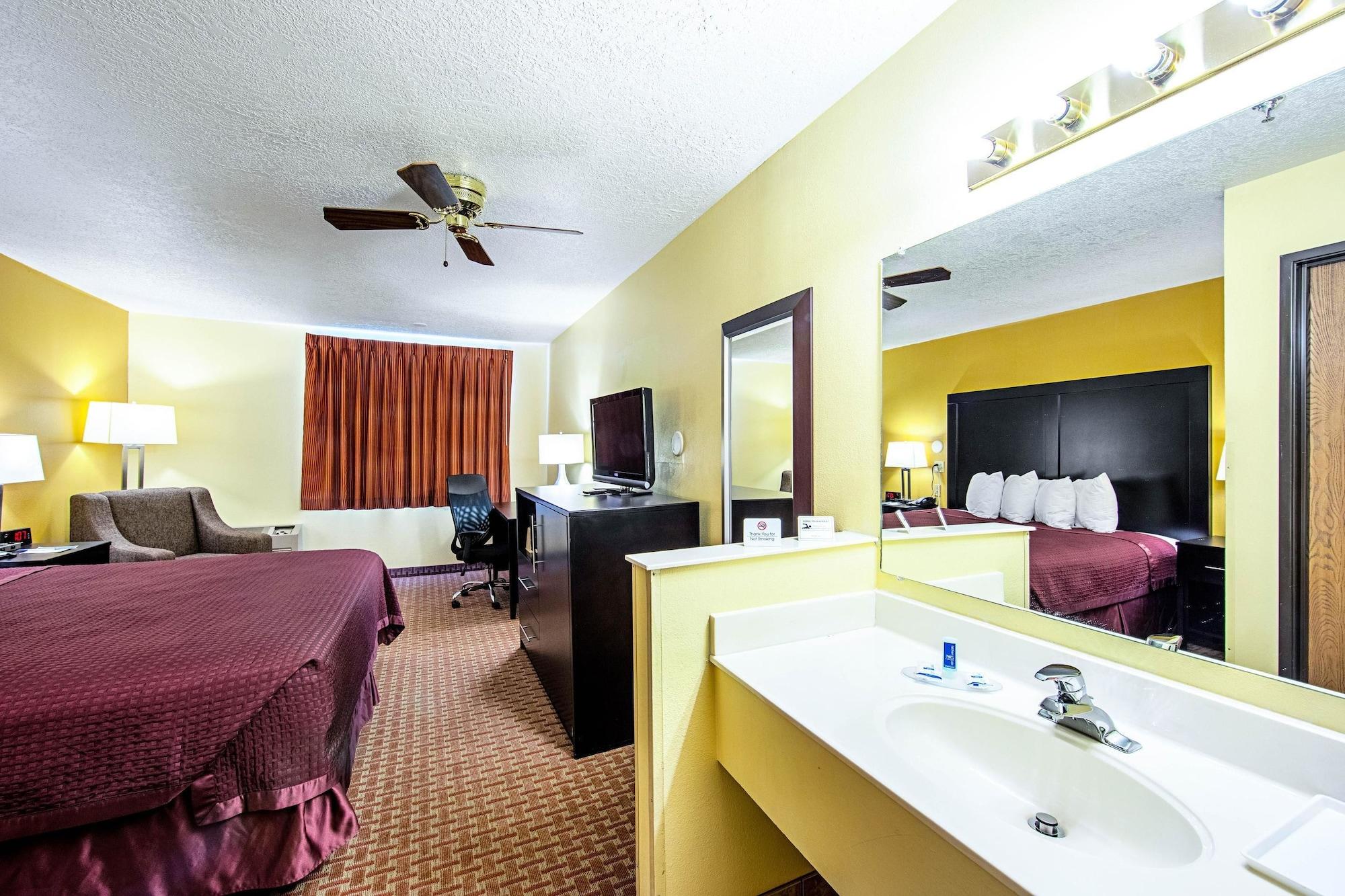 Rodeway Inn & Suites Монтічелло Екстер'єр фото