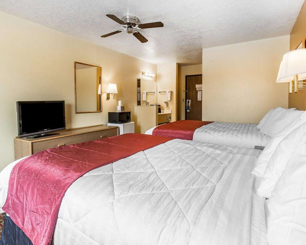 Rodeway Inn & Suites Монтічелло Номер фото